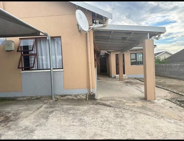 4 BEDROOM HOUSE FOR SALE IN MTHATHA CENTRAL